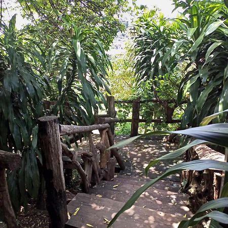 Ferienwohnung Familyhouse & Trekking Banlung Exterior foto