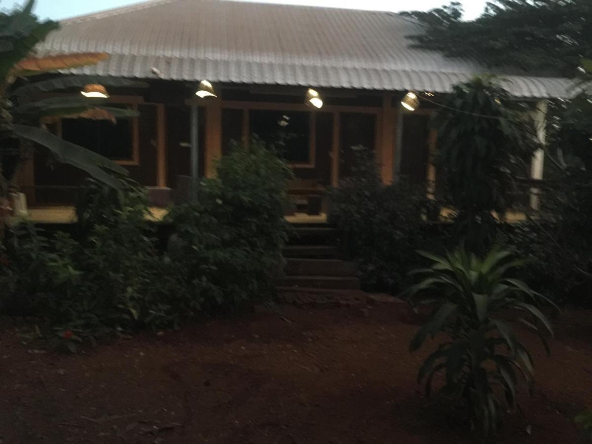 Ferienwohnung Familyhouse & Trekking Banlung Exterior foto