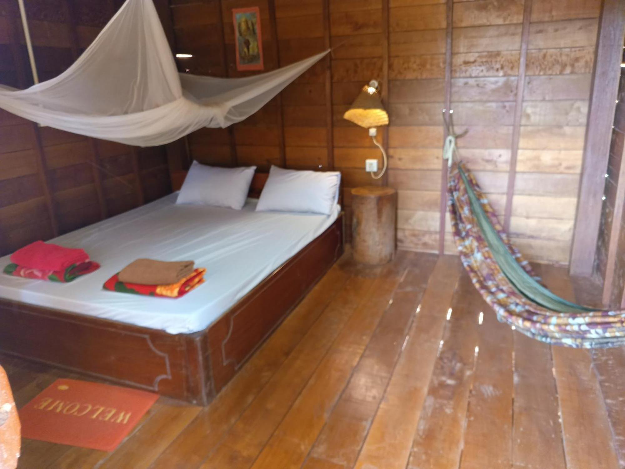 Ferienwohnung Familyhouse & Trekking Banlung Exterior foto