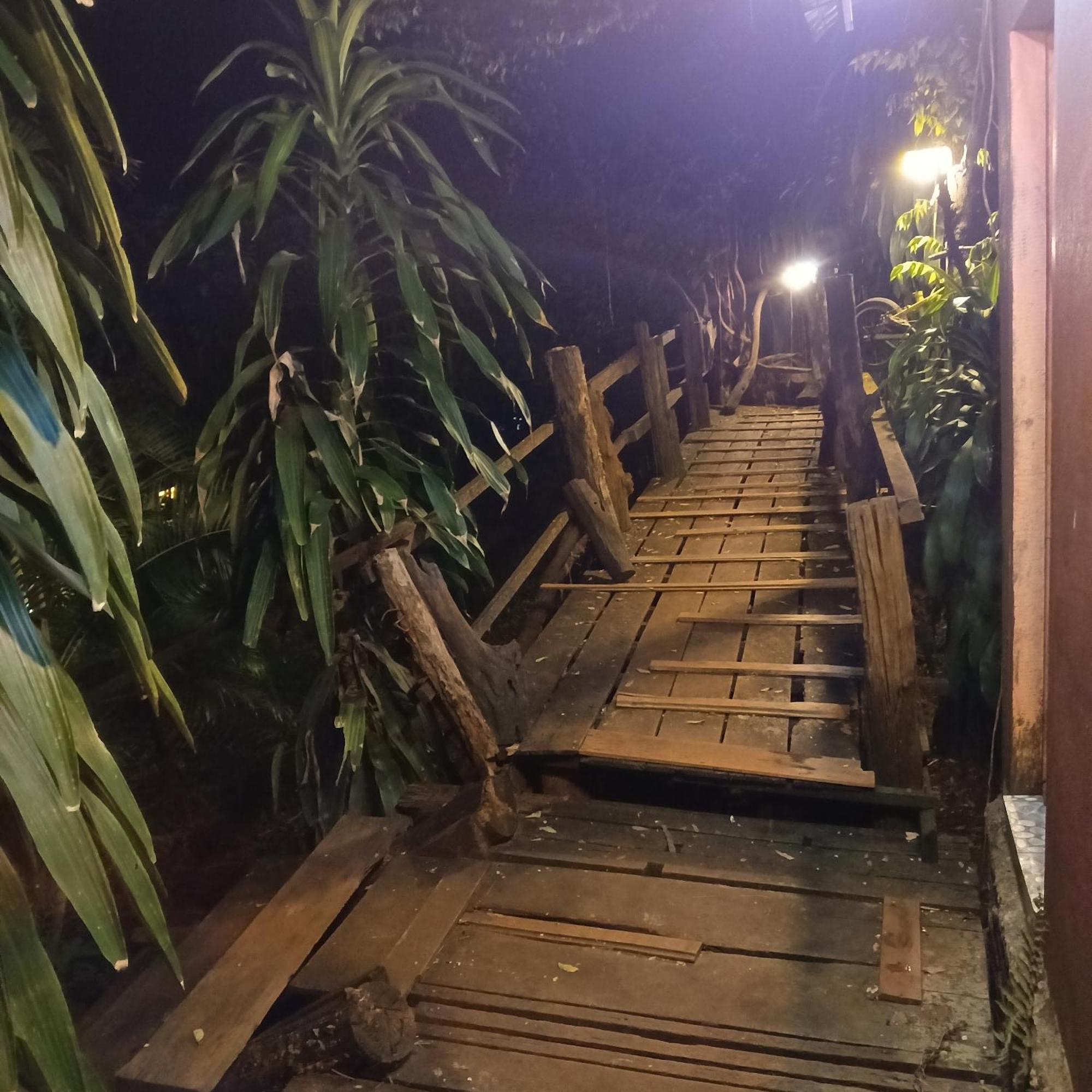 Ferienwohnung Familyhouse & Trekking Banlung Zimmer foto