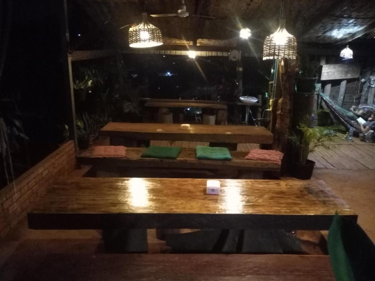 Ferienwohnung Familyhouse & Trekking Banlung Exterior foto